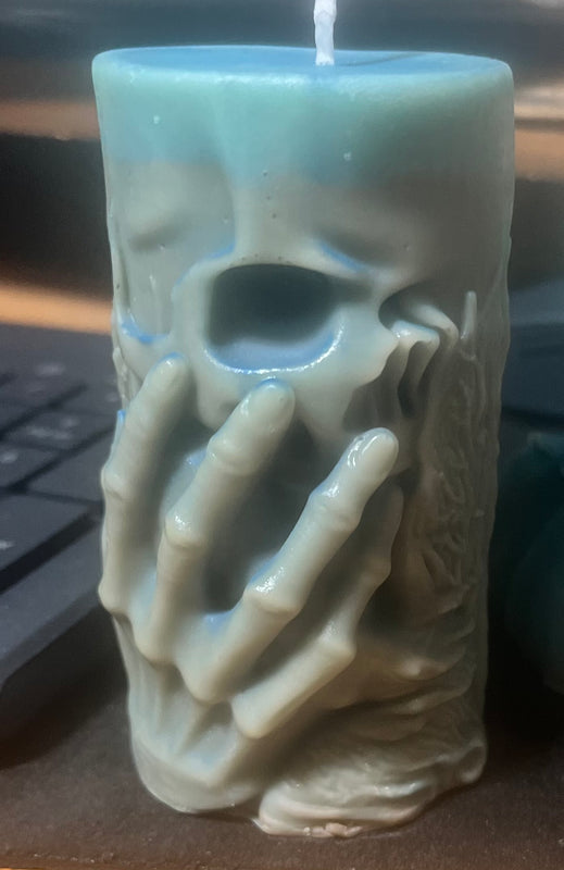 Hand-Skull Layered